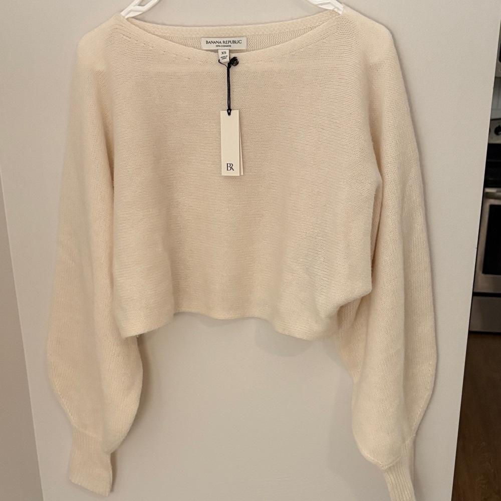 Banana Republic Women's Ivory Boat Neck Cropped Sweater
